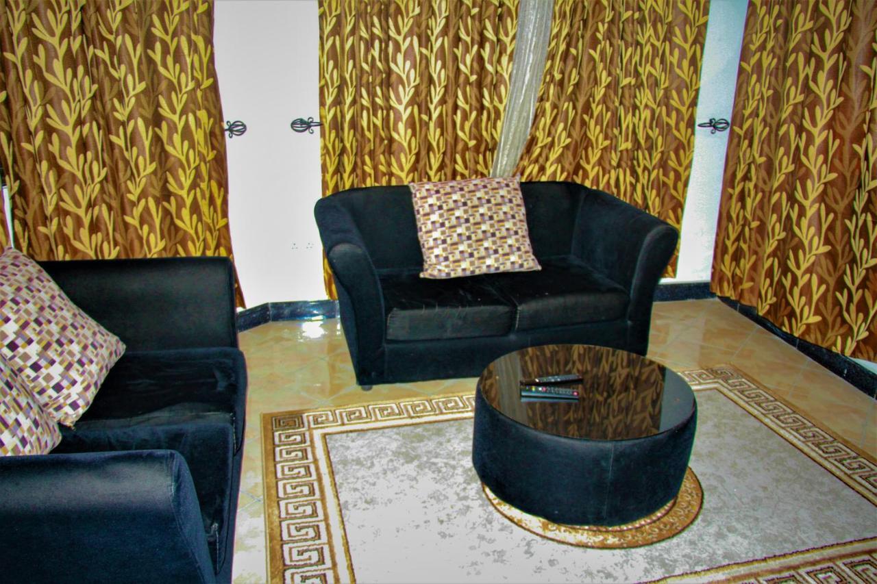Jakicha Motel Dar es Salaam Ngoại thất bức ảnh