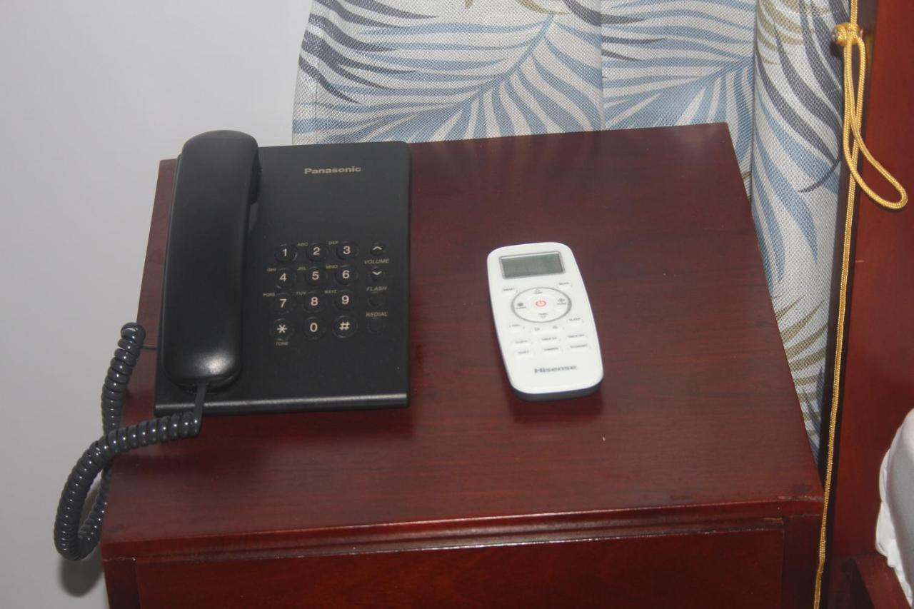 Jakicha Motel Dar es Salaam Ngoại thất bức ảnh