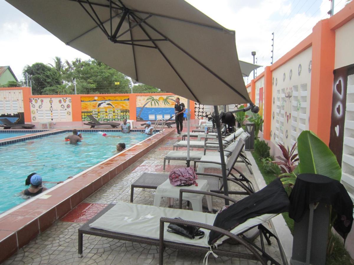 Jakicha Motel Dar es Salaam Ngoại thất bức ảnh
