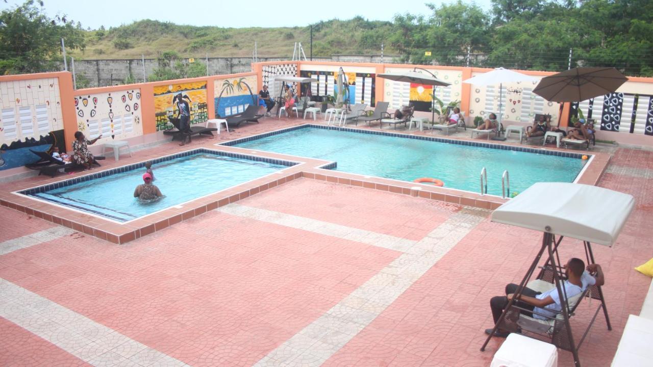 Jakicha Motel Dar es Salaam Ngoại thất bức ảnh