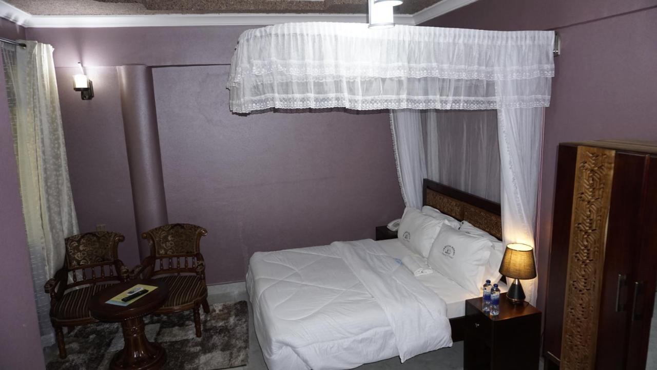 Jakicha Motel Dar es Salaam Ngoại thất bức ảnh