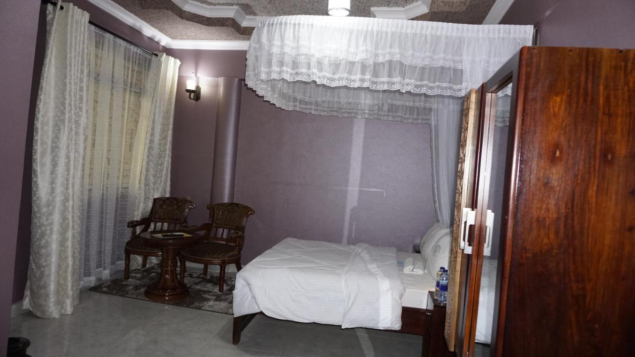 Jakicha Motel Dar es Salaam Ngoại thất bức ảnh