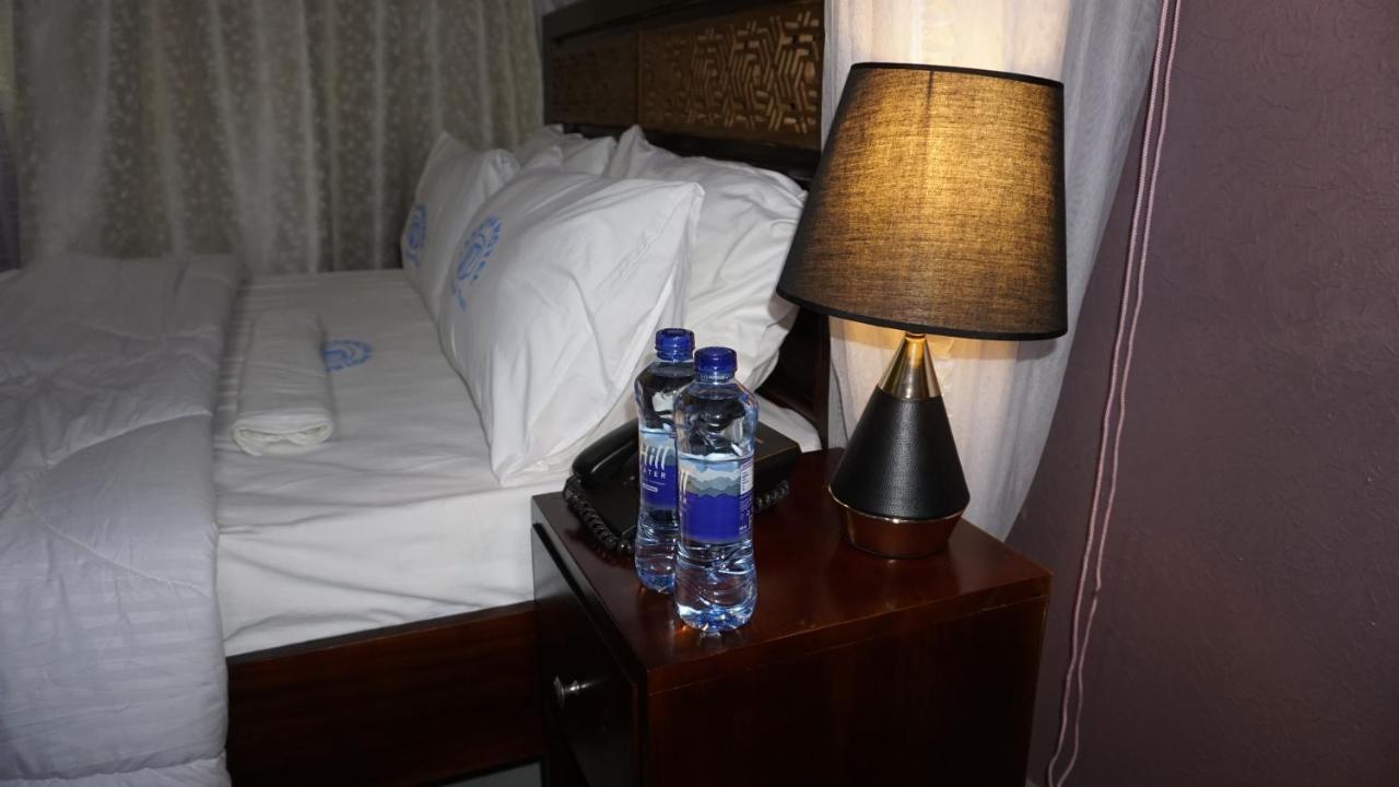 Jakicha Motel Dar es Salaam Ngoại thất bức ảnh
