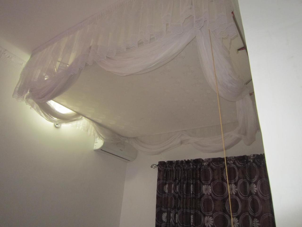 Jakicha Motel Dar es Salaam Ngoại thất bức ảnh