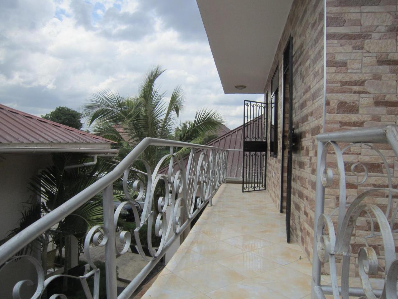 Jakicha Motel Dar es Salaam Ngoại thất bức ảnh