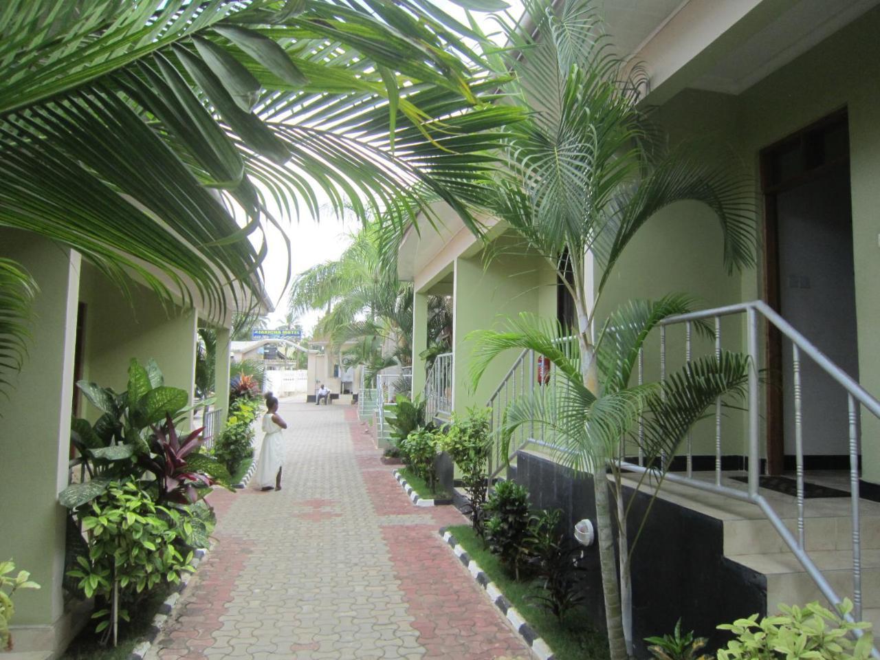 Jakicha Motel Dar es Salaam Ngoại thất bức ảnh