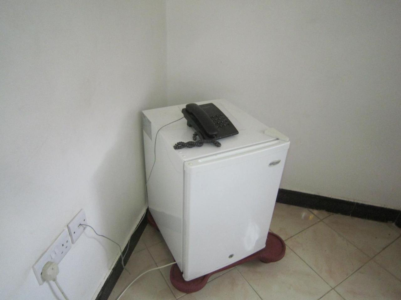Jakicha Motel Dar es Salaam Ngoại thất bức ảnh